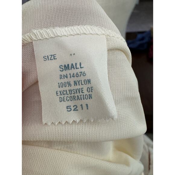 Vintage Nylon Nightgown with lace.  Size small - Picture 3 of 5